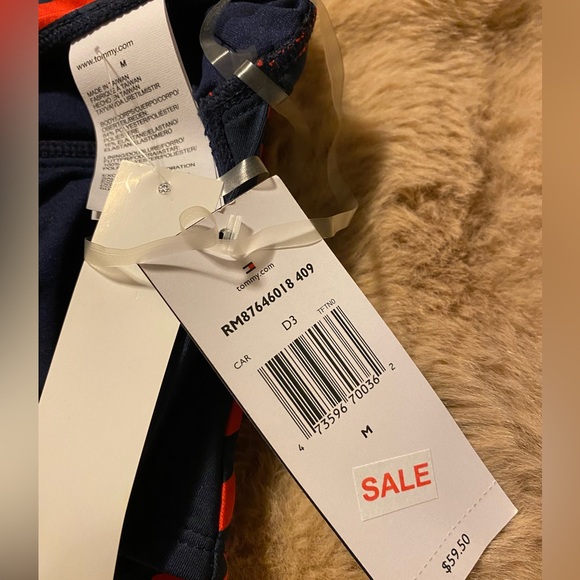 BNWT Tommy Hilfiger swimsuit size medium - Picture 3 of 6